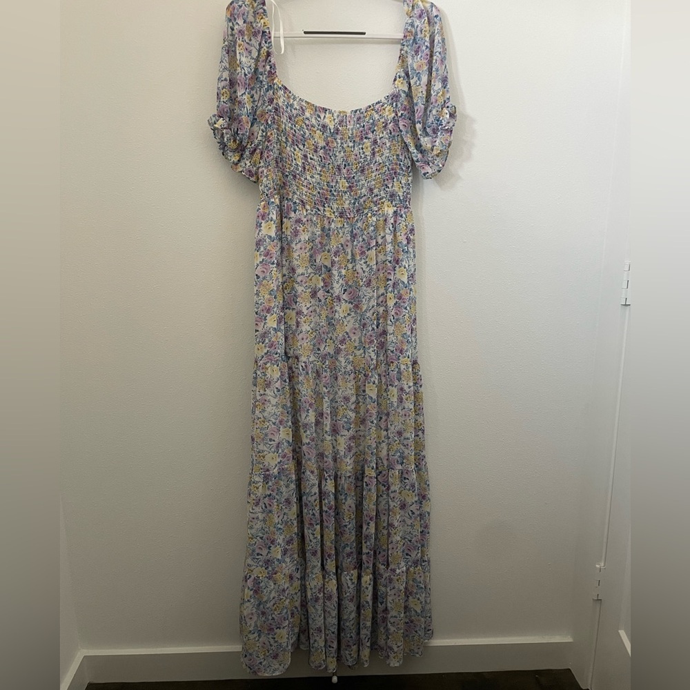 Floral Maxi Dress with Puffed Sleeves- Size 14 - Picture 3 of 8
